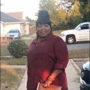 Meet your Posher, Alisa